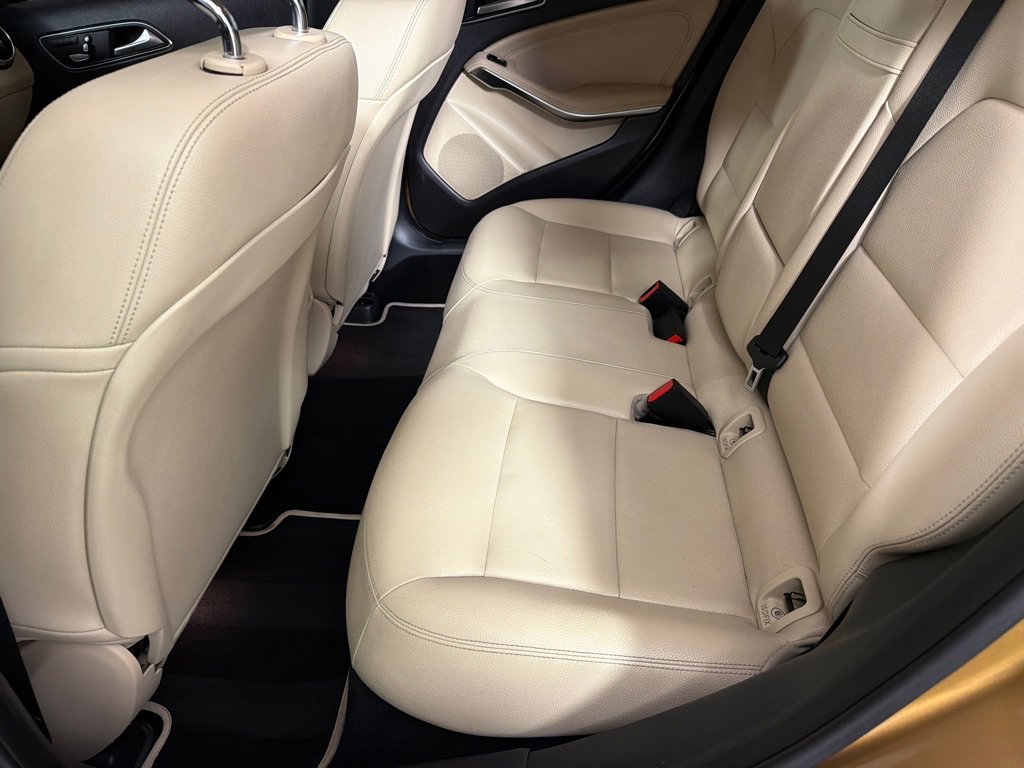 Used 2018 Mercedes-Benz GLA 250 w/ Convenience Package image 18