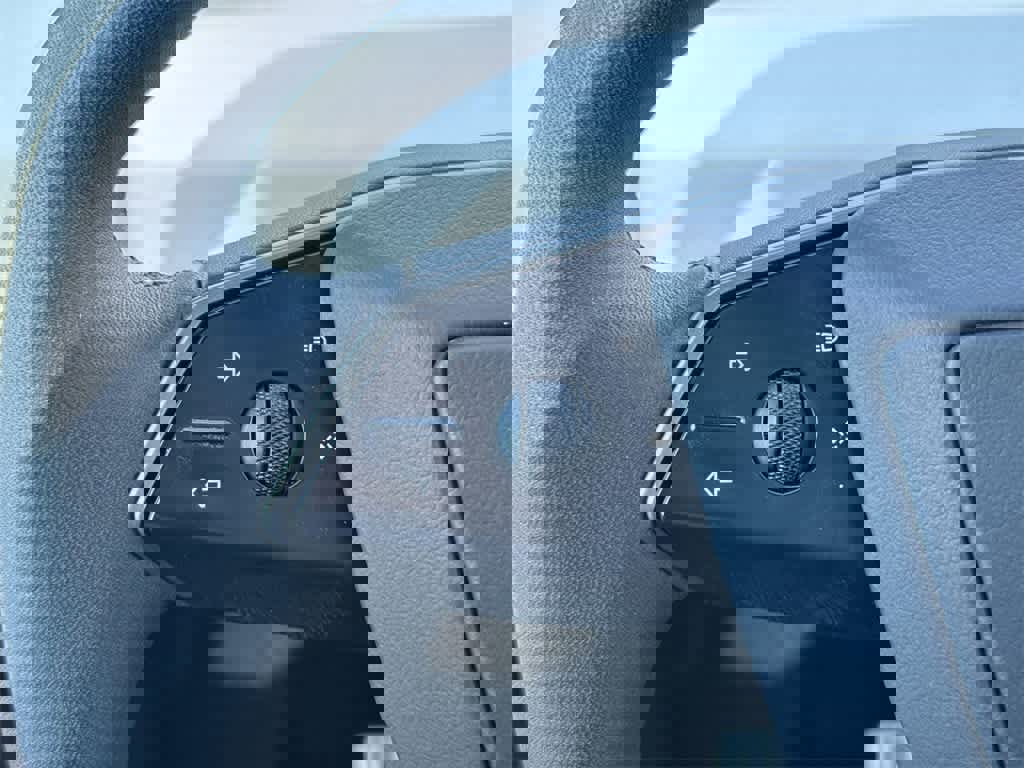 Used 2024 Tesla Cybertruck AWD Crew Cab image 13