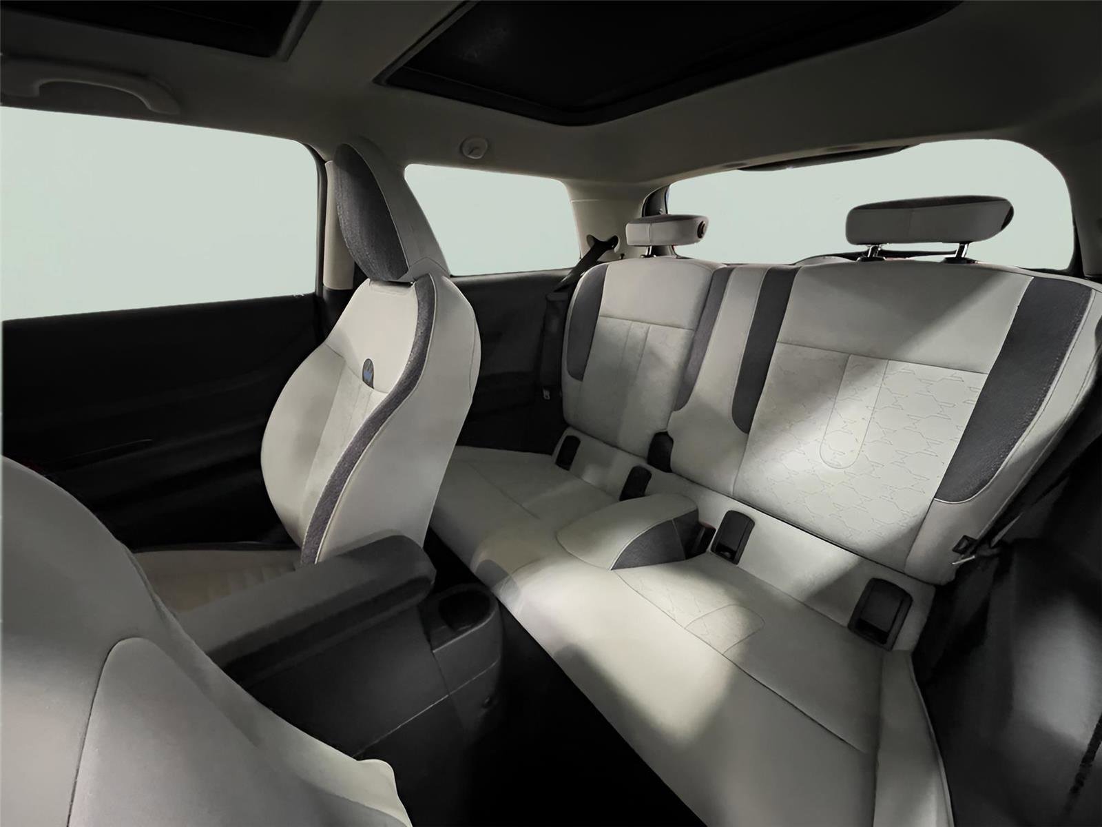 Used 2025 MINI Cooper S image 11