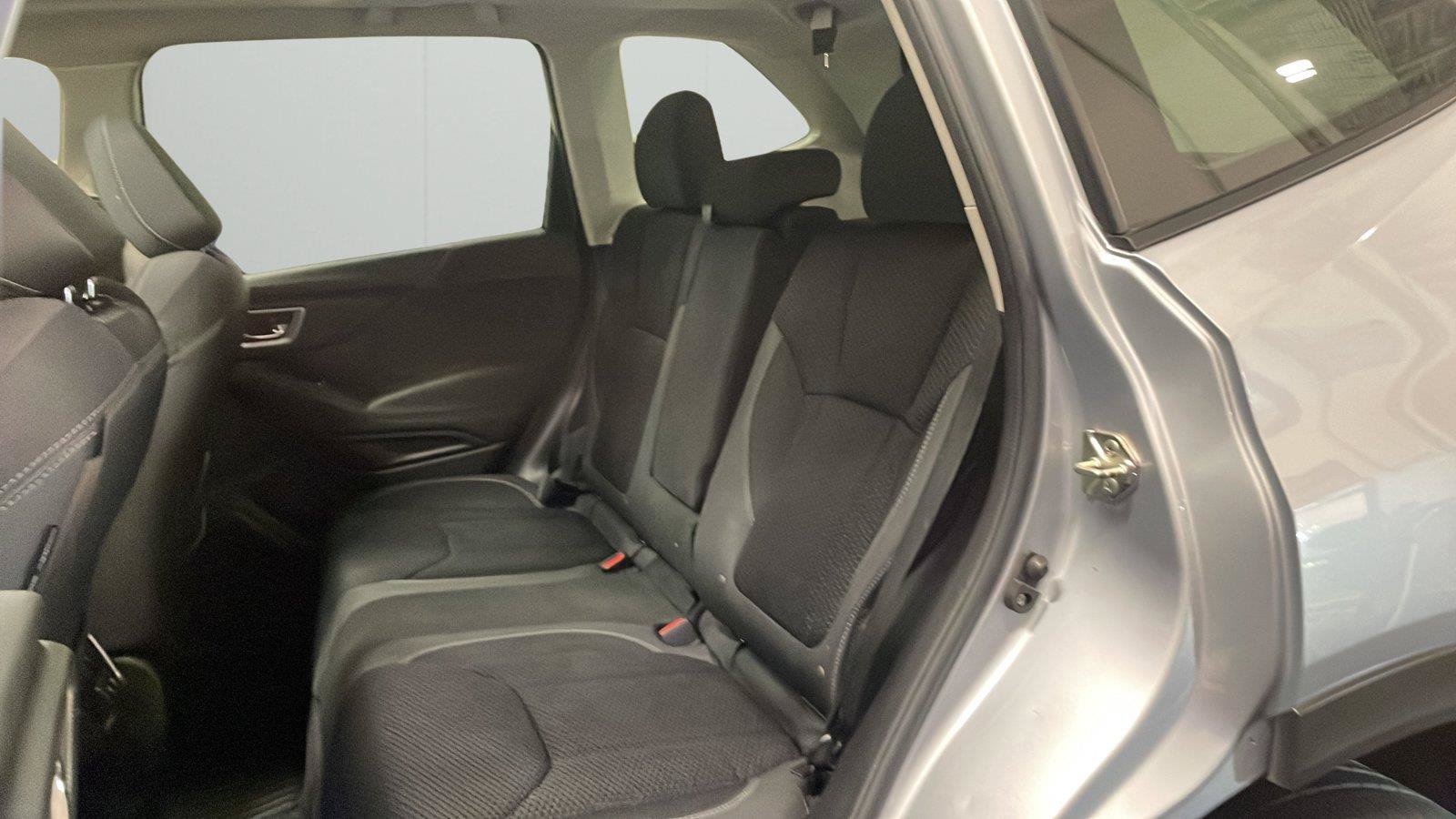 Used 2020 Subaru Forester Premium w/ Popular Package #1 AWD/4WD image 11