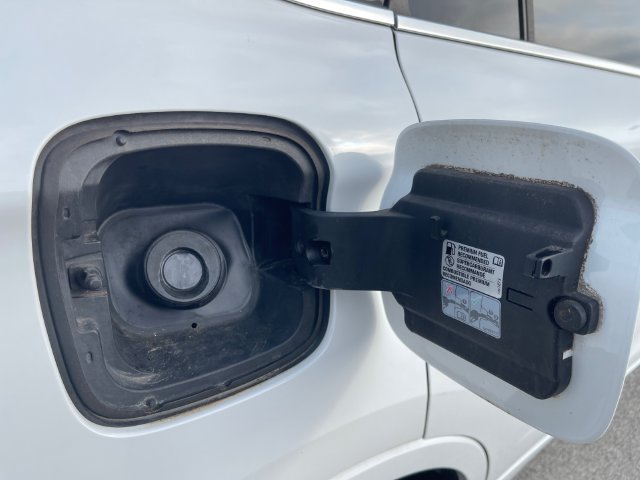 Used 2019 Buick Envision Premium AWD/4WD image 16