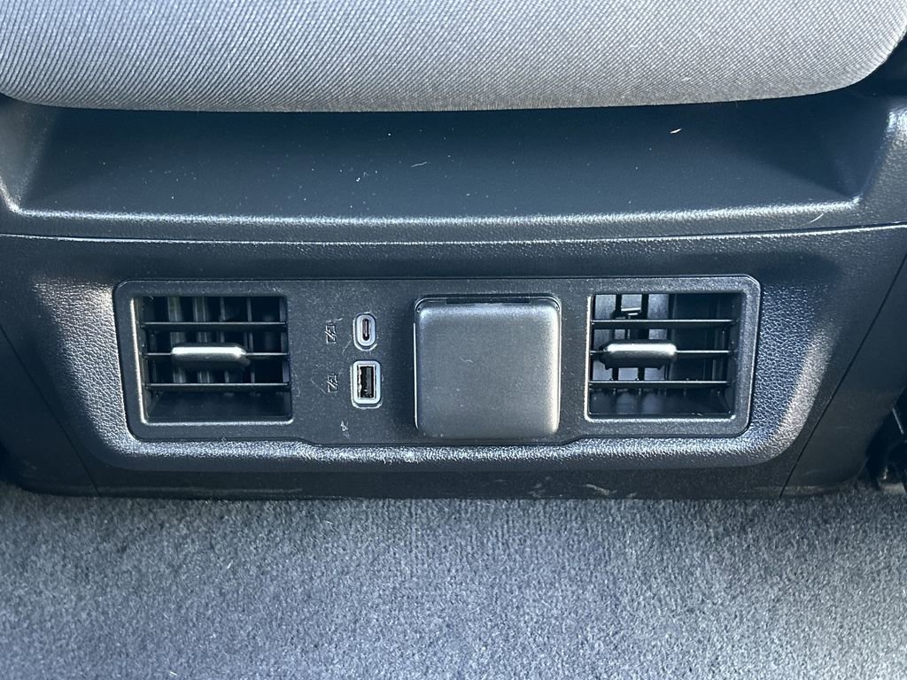 Used 2022 GMC Sierra 1500 SLE image 21