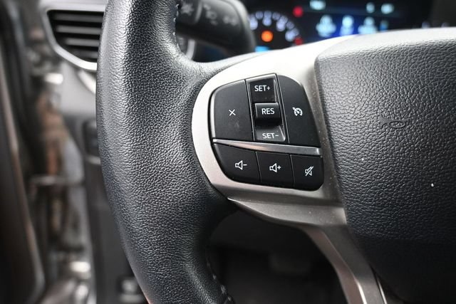 Used 2024 Ford Explorer XLT w/ Equipment Group 202A AWD/4WD image 19