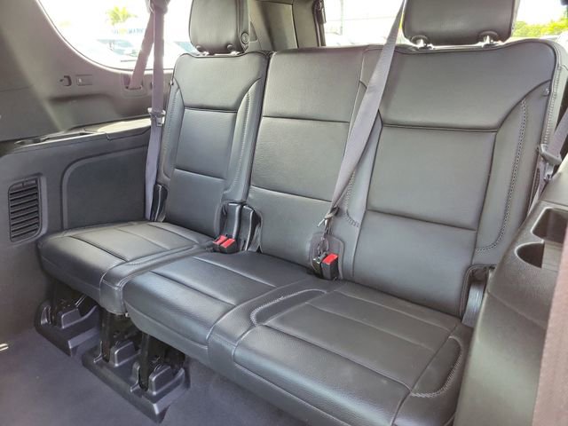 Used 2022 GMC Yukon XL Denali AWD/4WD image 7