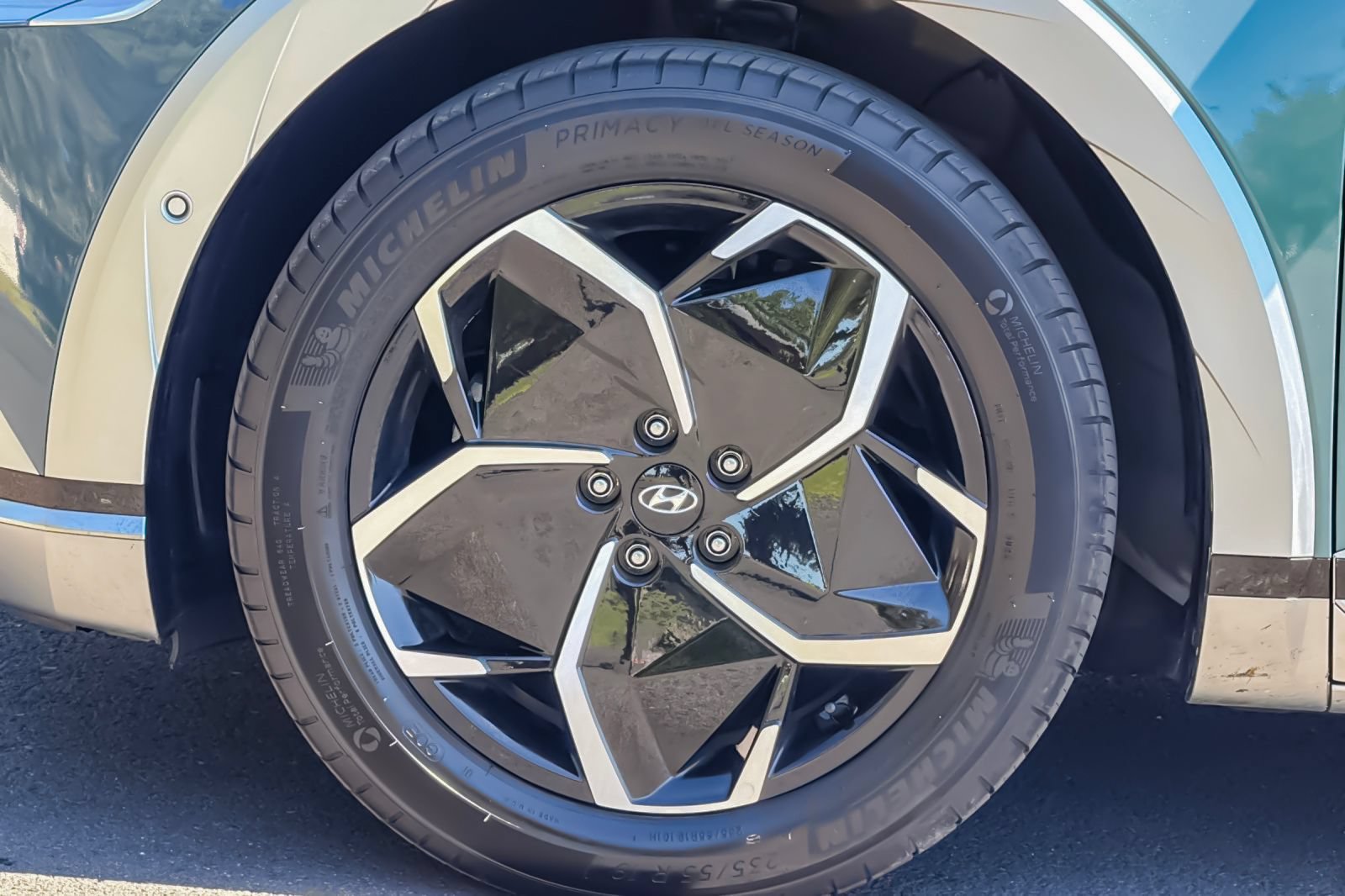 Used 2024 Hyundai Ioniq 5 Limited RWD image 40