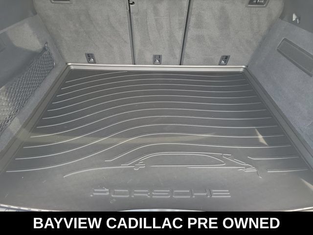 Used 2025 Porsche Cayenne Coupe AWD/4WD image 12