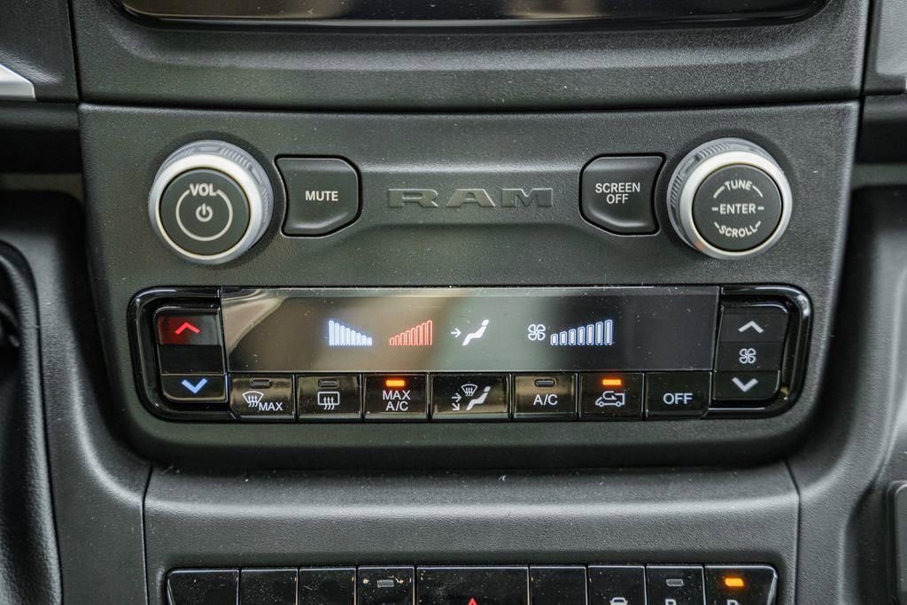 New 2025 RAM ProMaster 3500 w/ Quick Order Package 22G SLT image 21