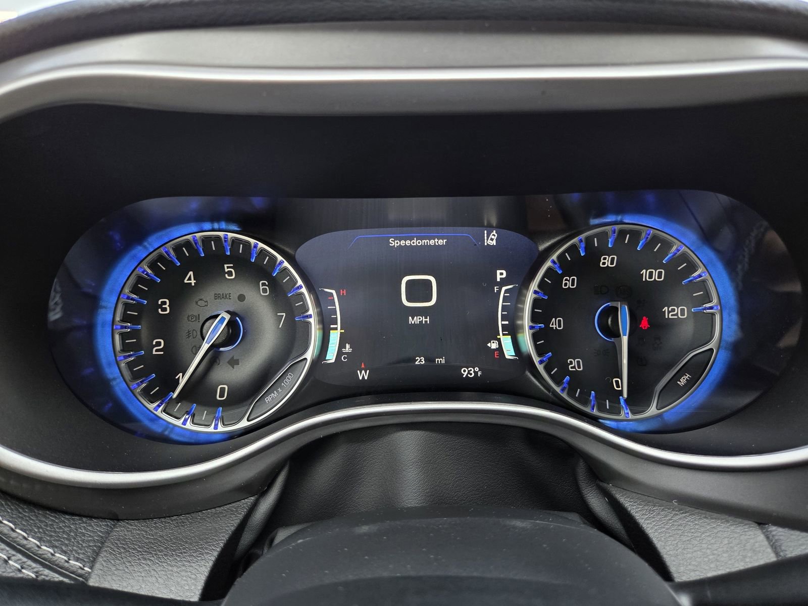 New 2026 Chrysler Pacifica Select FWD image 36
