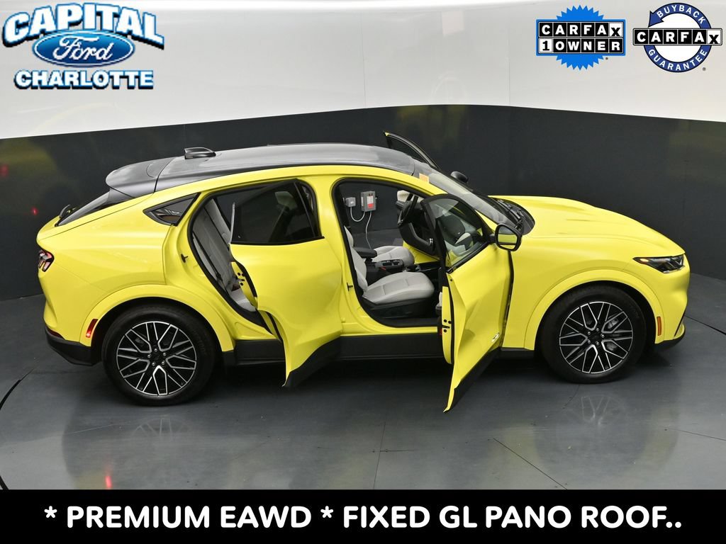 Used 2025 Ford Mustang Mach-E Premium AWD/4WD image 31