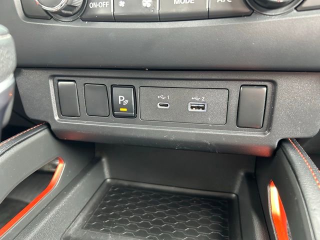 Used 2024 Nissan Frontier PRO-4X w/ Technology Package image 18