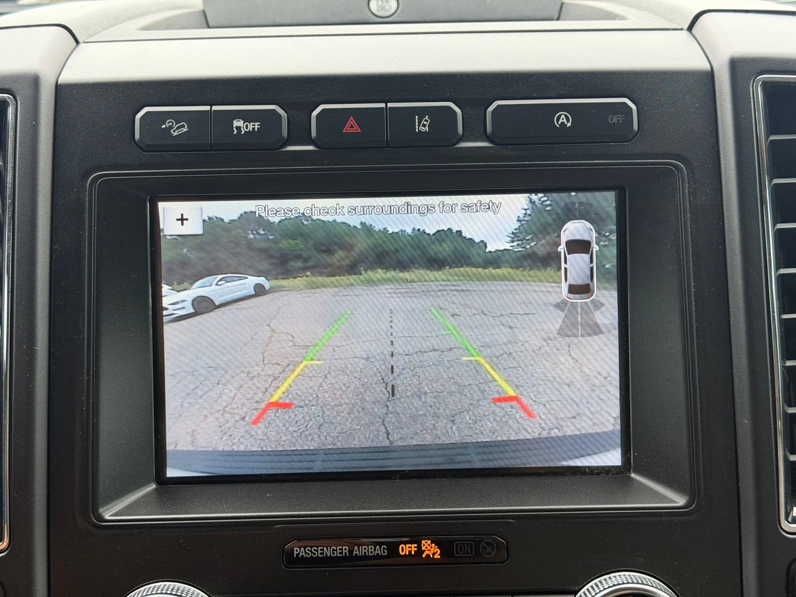 Used 2018 Ford Expedition Limited w/ Equipment Group 301A AWD/4WD image 3