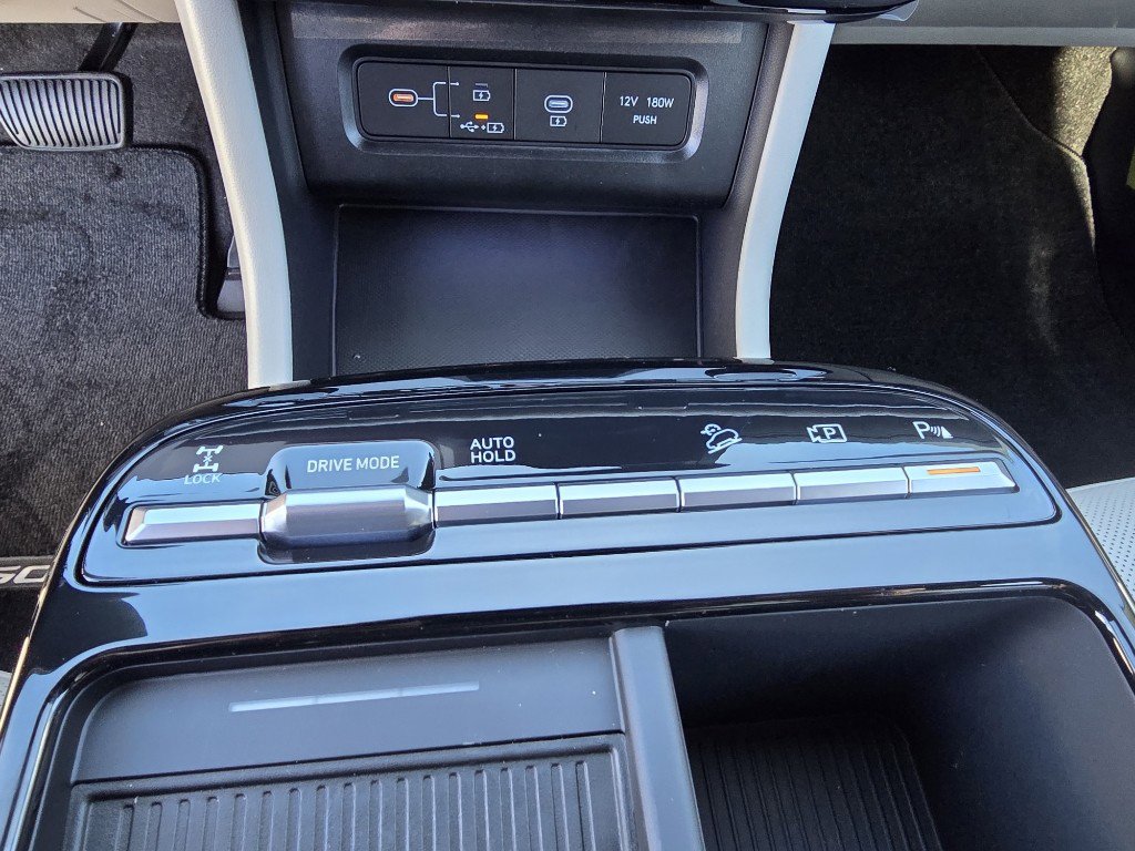 New 2026 Hyundai Tucson Limited image 21