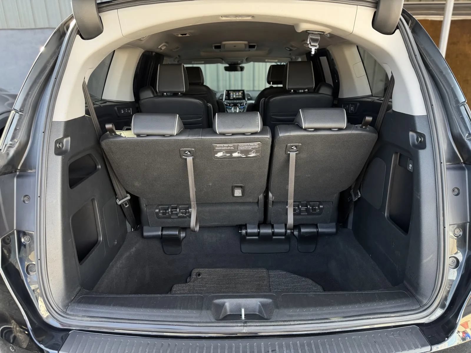 Used 2024 Honda Odyssey Elite image 19