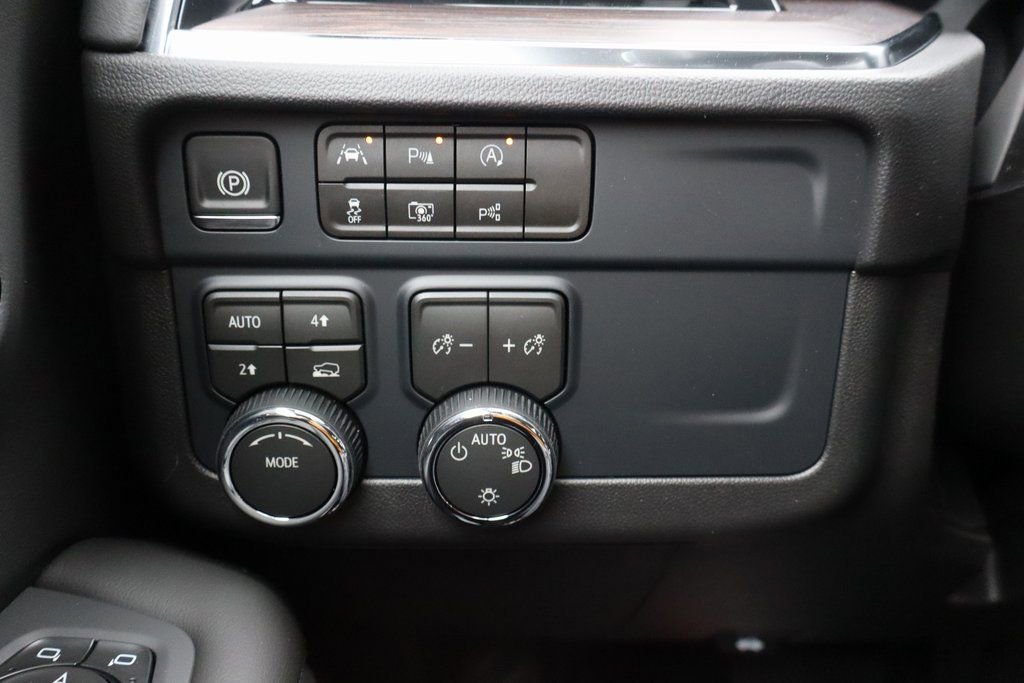 New 2026 Chevrolet Tahoe LS image 16