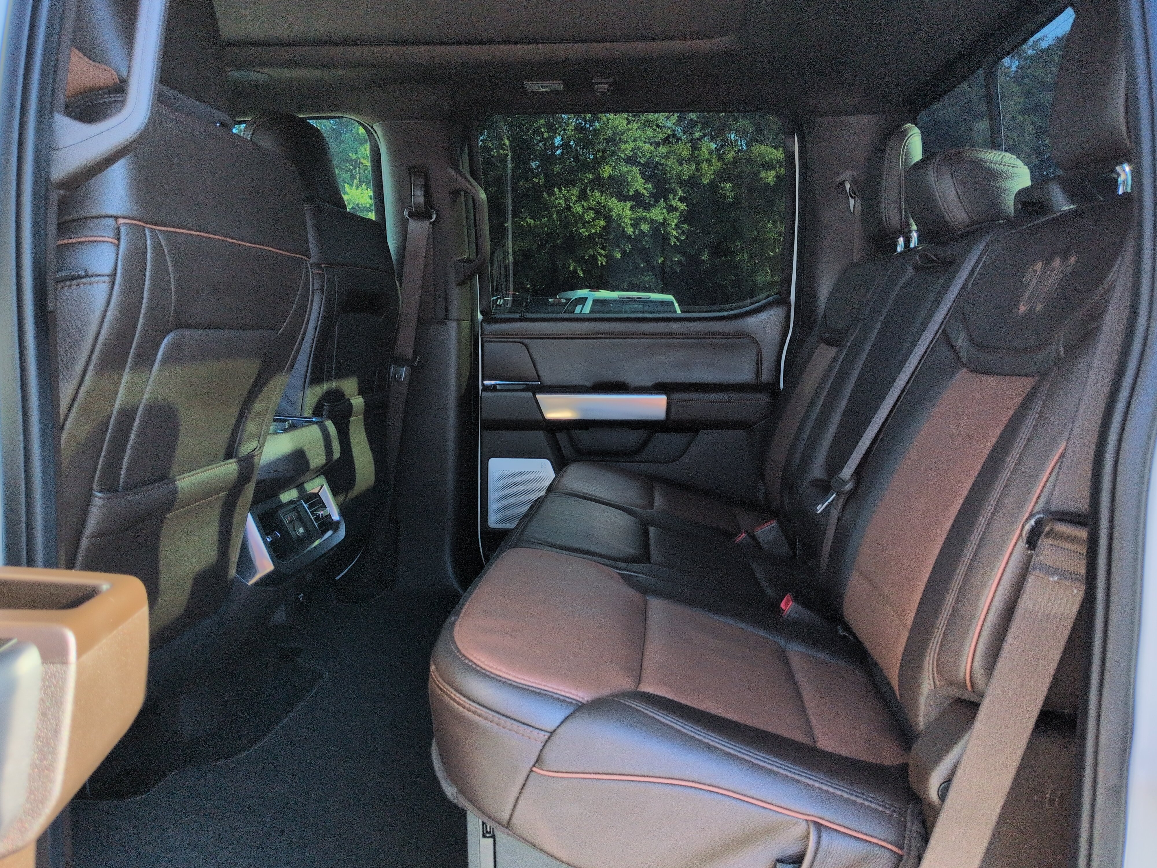 Used 2025 Ford F450 4x4 Crew Cab Super Duty image 13