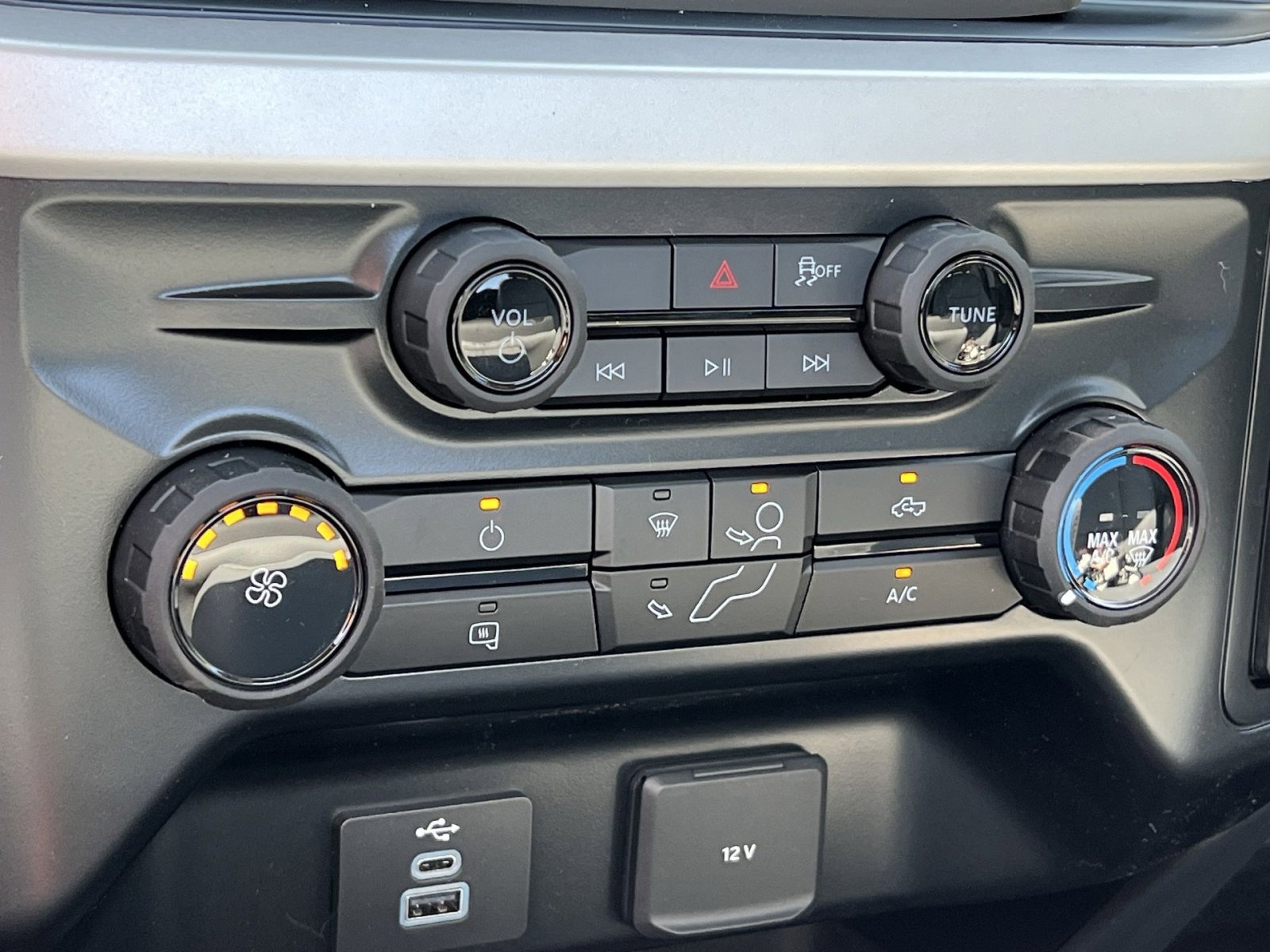 New 2026 Ford F250 XL w/ FX4 Off-Road Package image 19