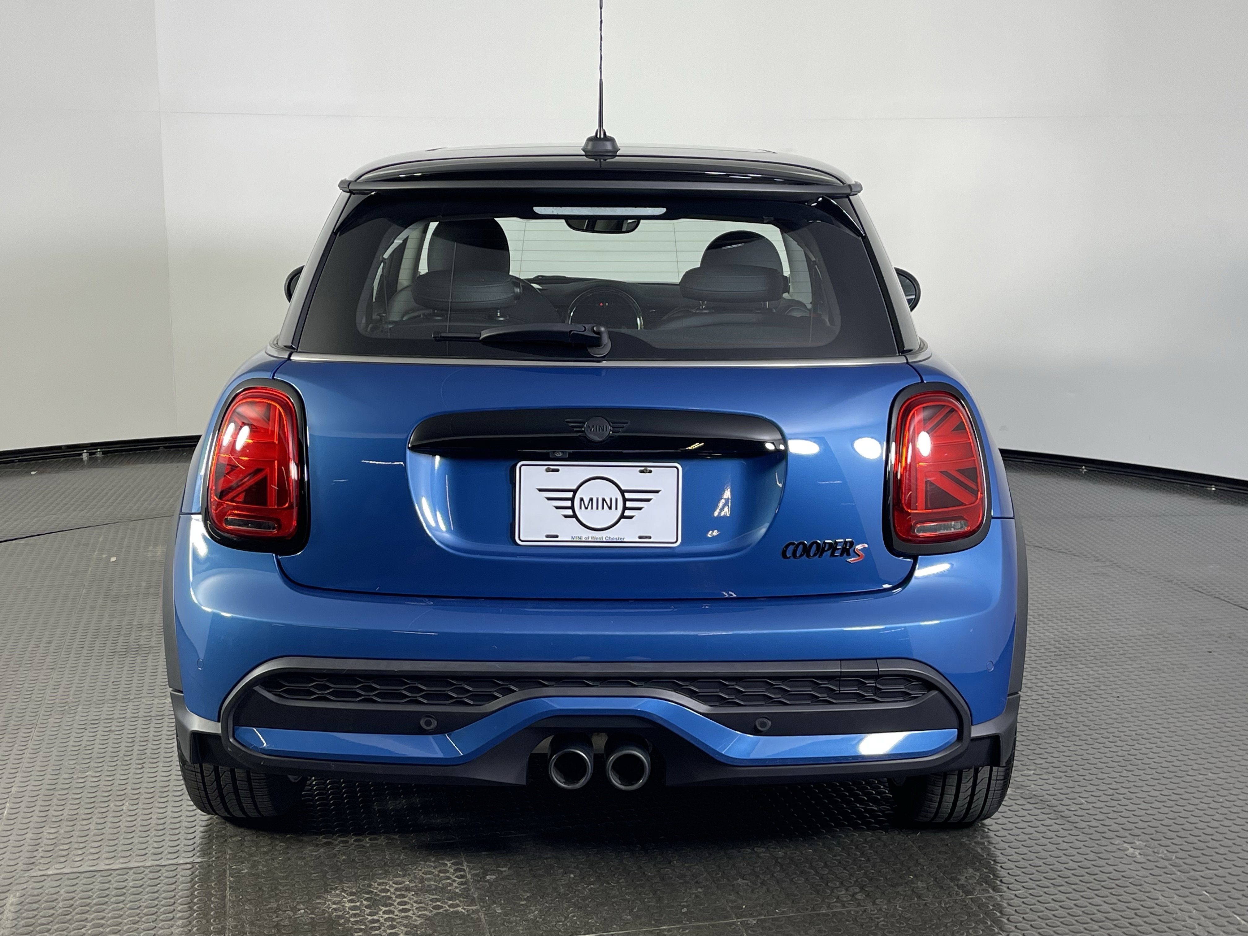 Used 2024 MINI Cooper S FWD image 6