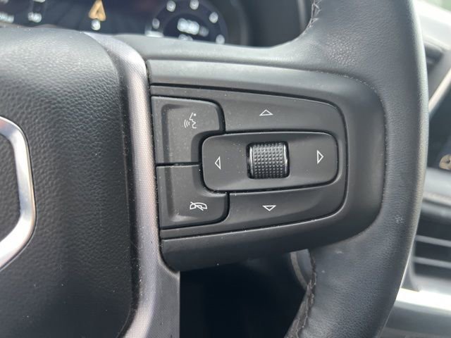 Used 2024 GMC Yukon SLT w/ SLT Luxury Package image 15