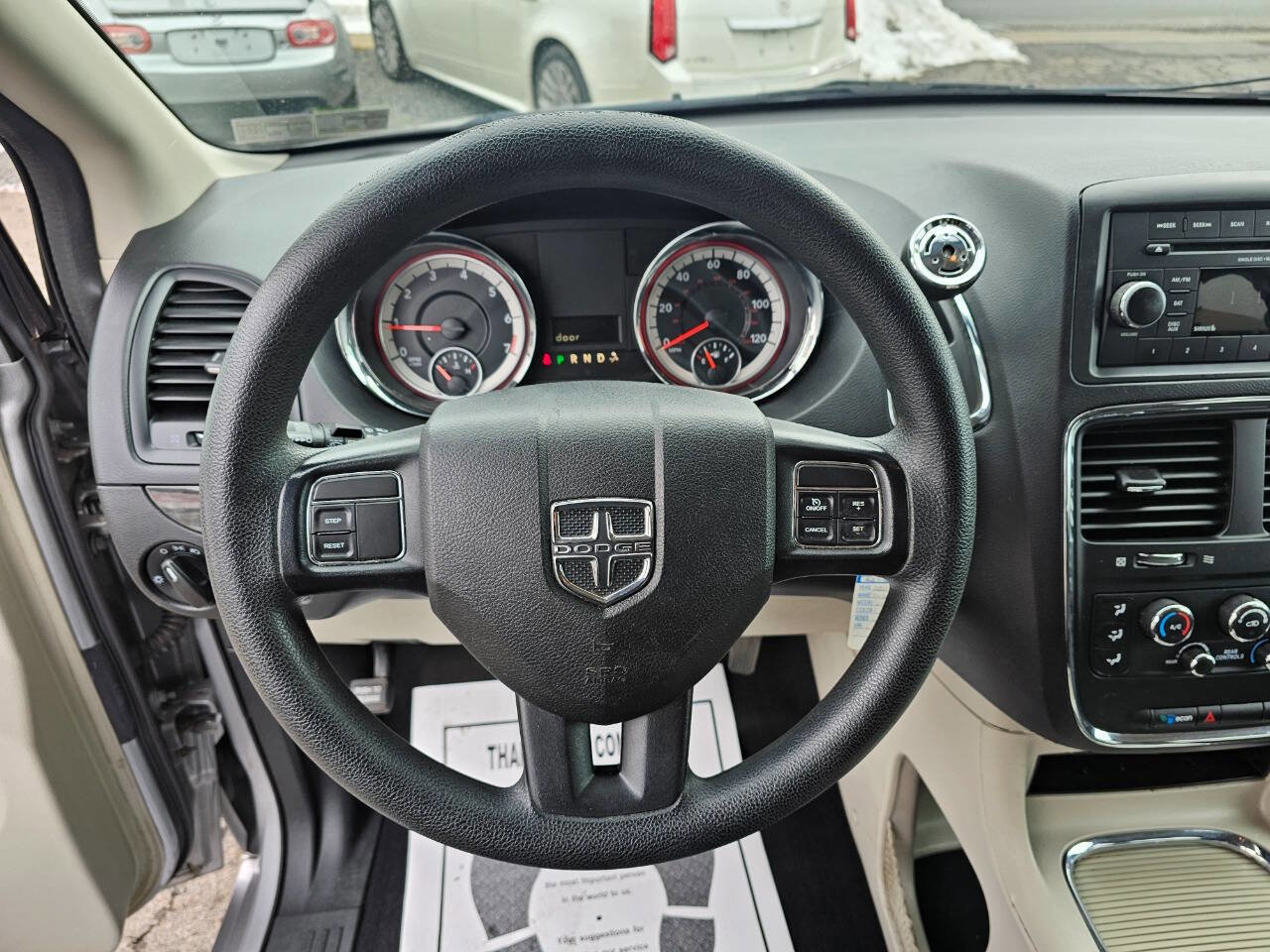 Used 2016 Dodge Grand Caravan SXT image 13