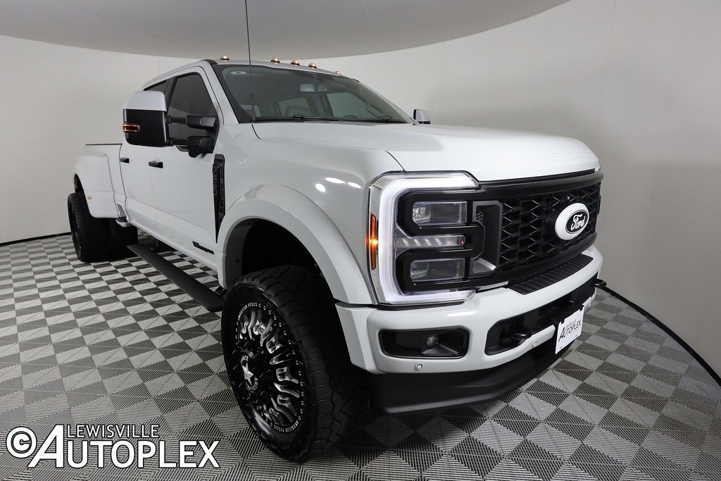Used 2025 Ford F450 Platinum w/ Platinum Plus Package image 18