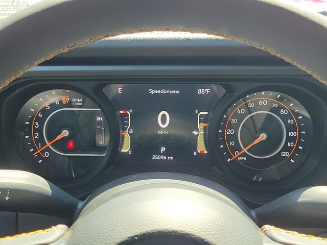 Used 2024 Jeep Gladiator Sport w/ Premium Package AWD/4WD image 21