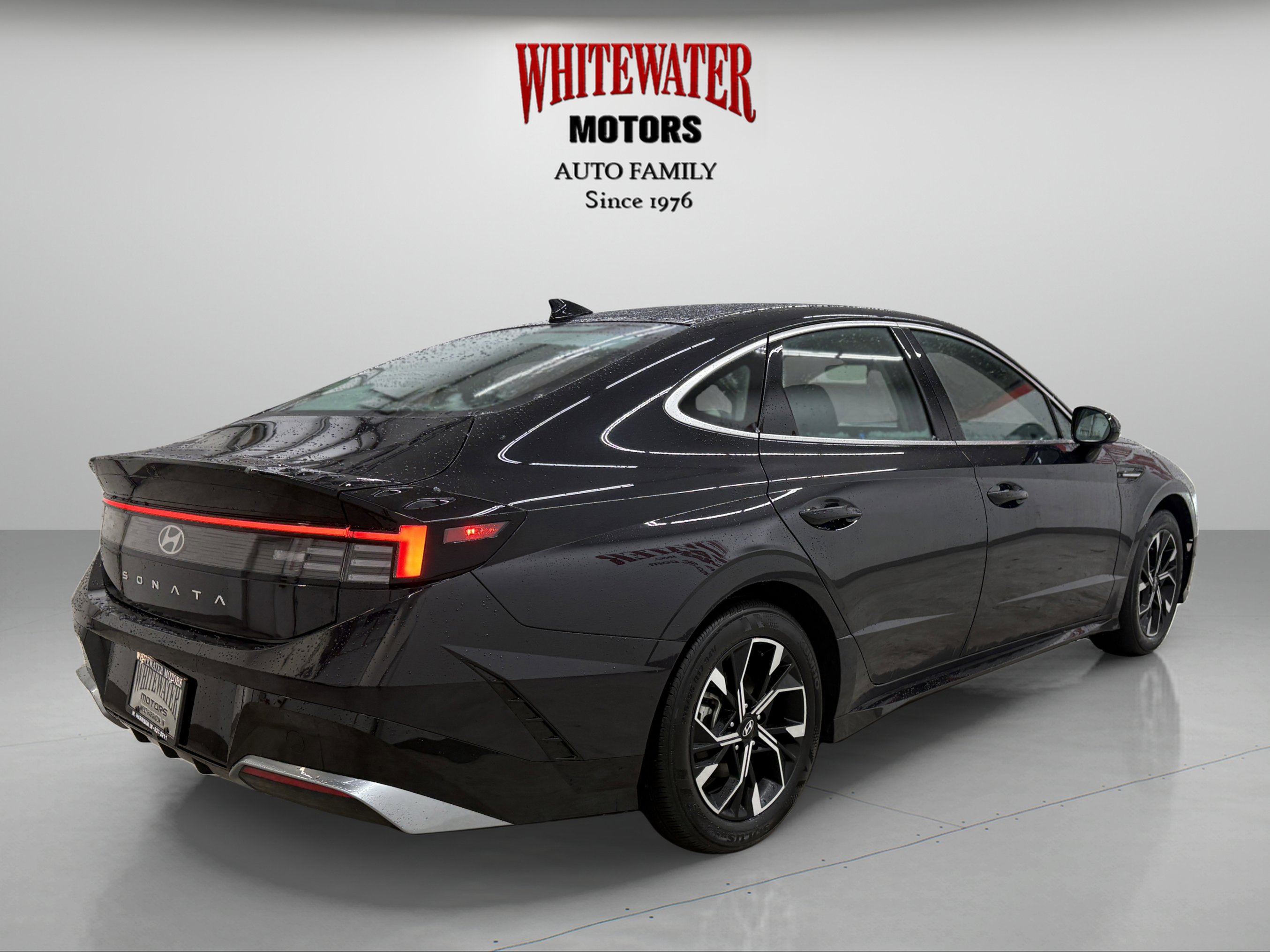 Used 2025 Hyundai Sonata SEL FWD image 4