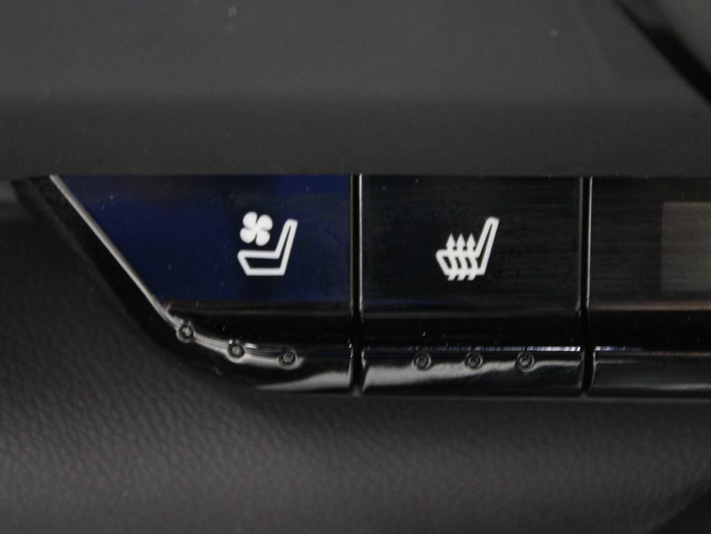 Used 2021 Chevrolet Camaro SS w/ LPO, Camaro Logo Package RWD image 53