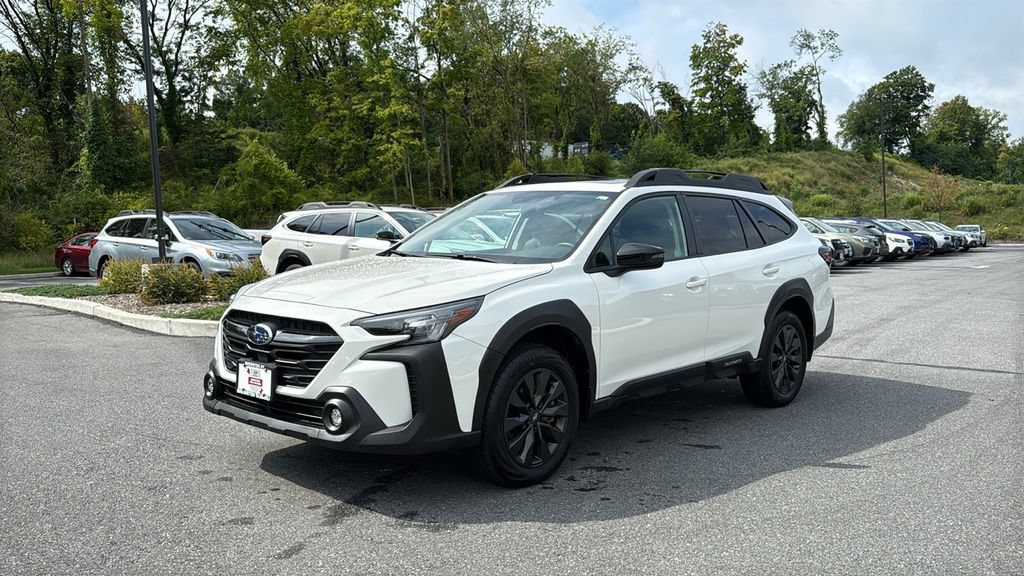 Certified 2025 Subaru Outback Onyx Edition AWD/4WD image 3