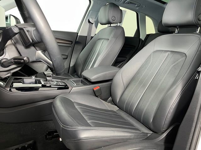 Used 2022 Audi Q5 2.0T Premium Plus image 17