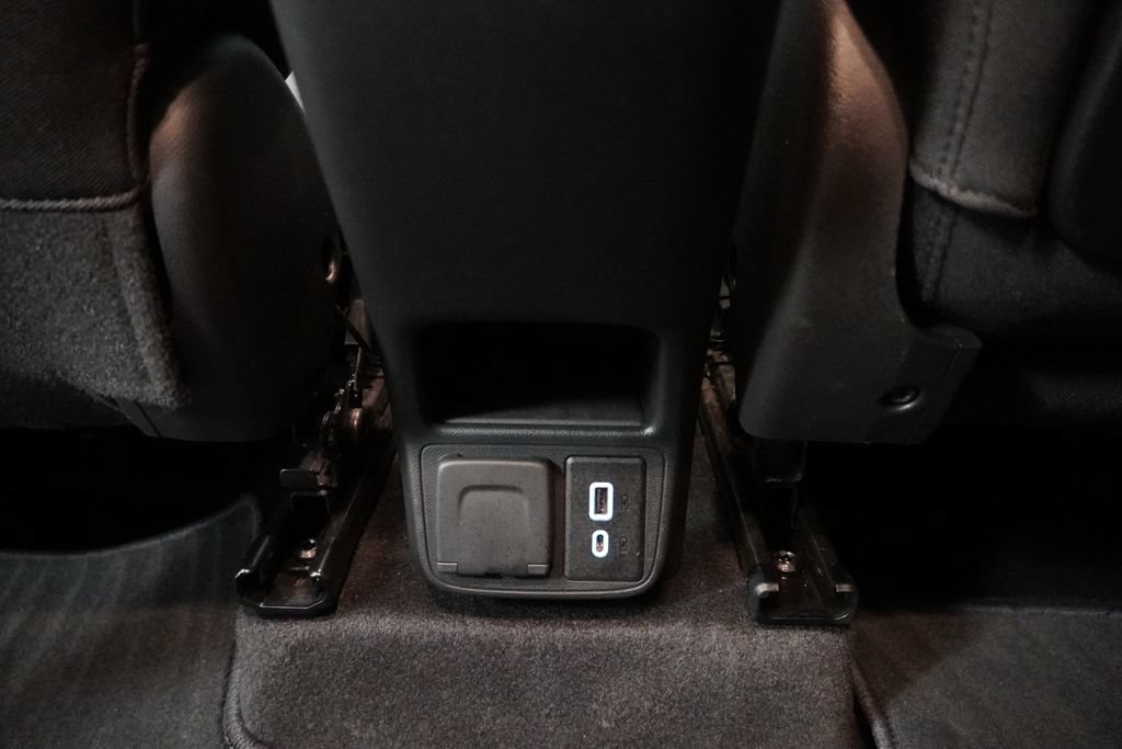 Used 2023 Chevrolet TrailBlazer LT w/ Convenience Package FWD image 27