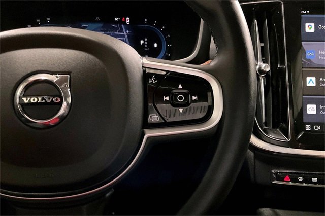 Certified 2025 Volvo V60 B5 Cross Country Plus image 20