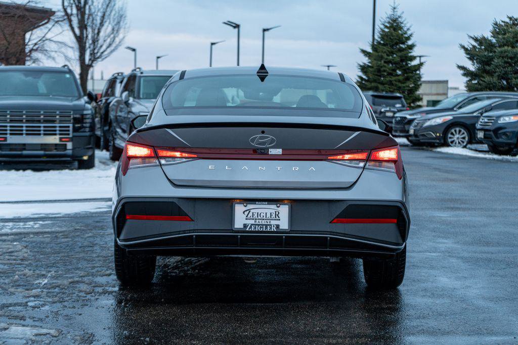 New 2026 Hyundai Elantra Sport image 6