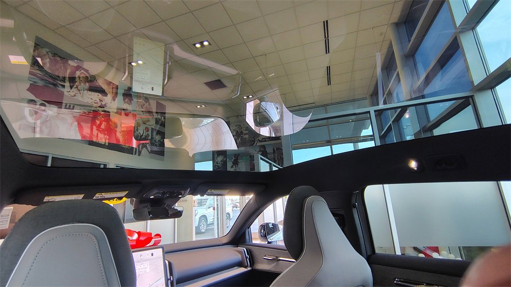 New 2026 Volvo EX30 Cross Country Ultra image 24