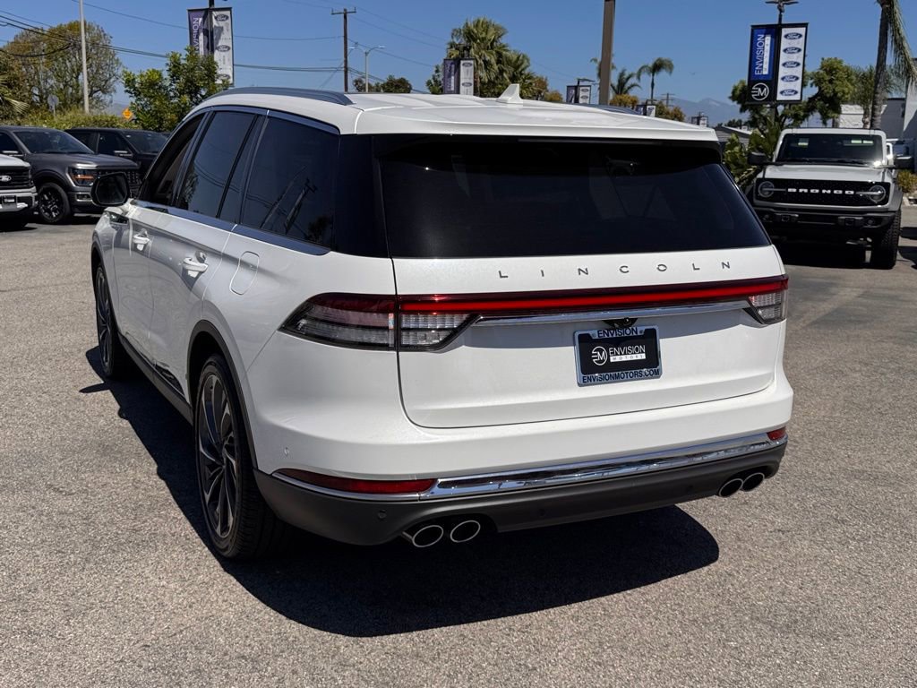 Used 2023 Lincoln Aviator Reserve w/ Equipment Group 201A image 10