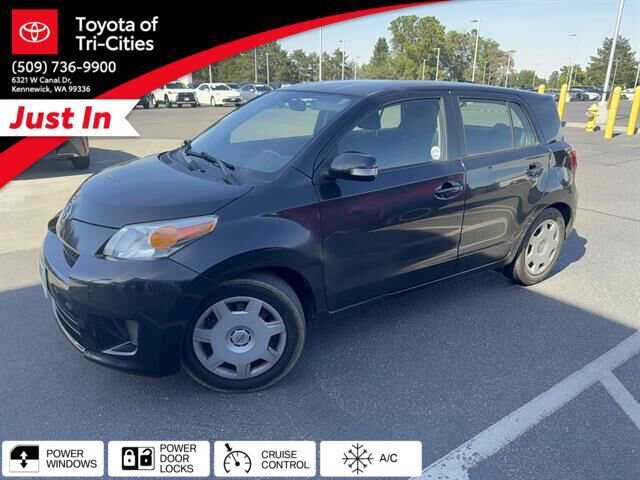 Used 2012 Scion xD FWD image 1