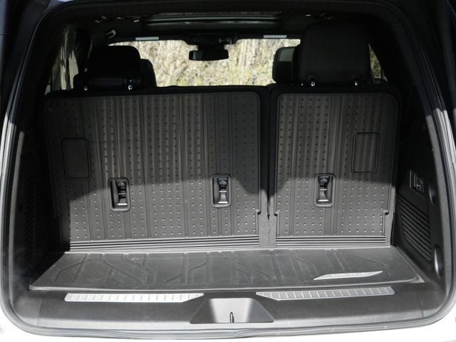 Used 2024 Chevrolet Tahoe Z71 w/ Off-Road Capability Package image 29