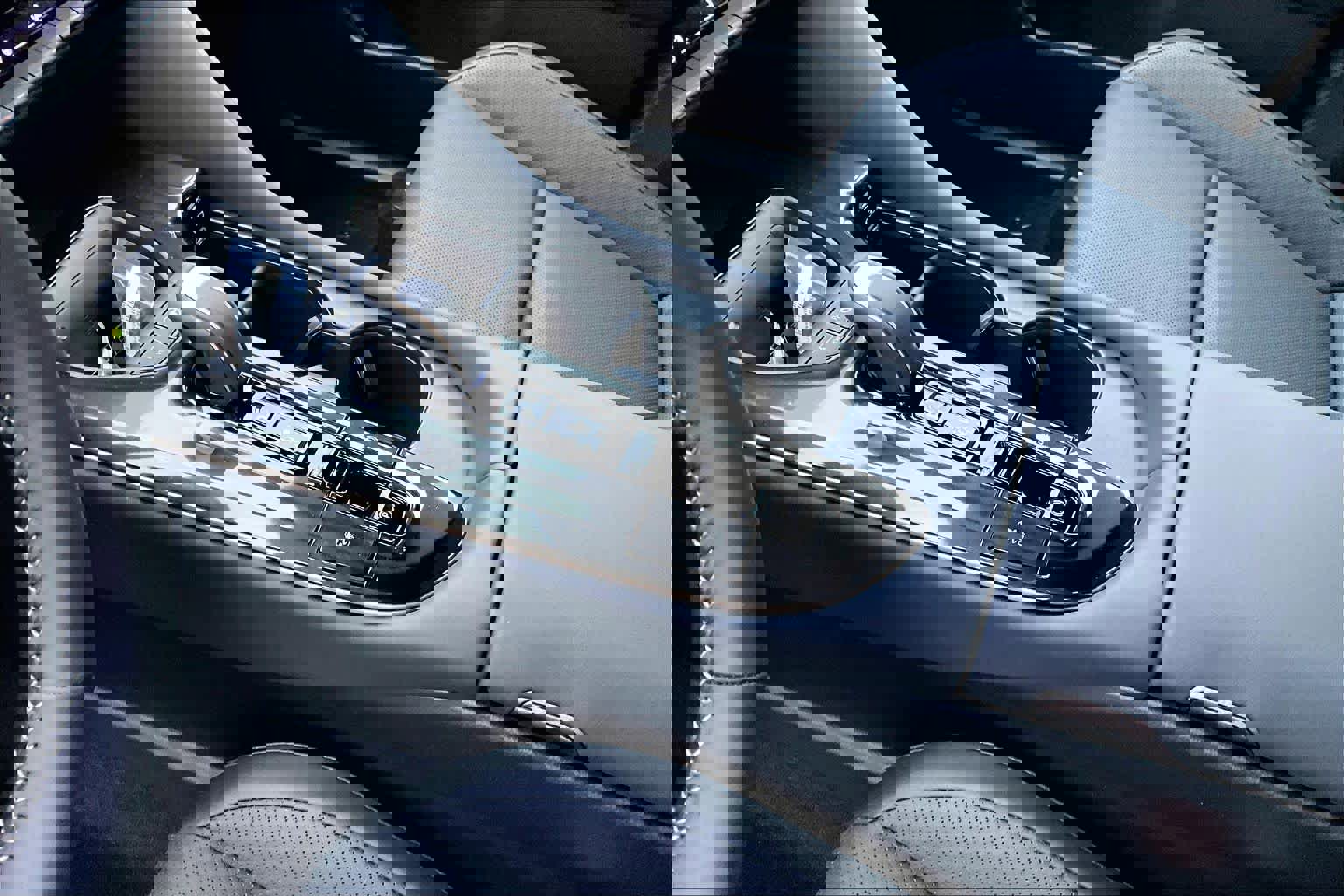 New 2026 Toyota Crown Platinum image 7