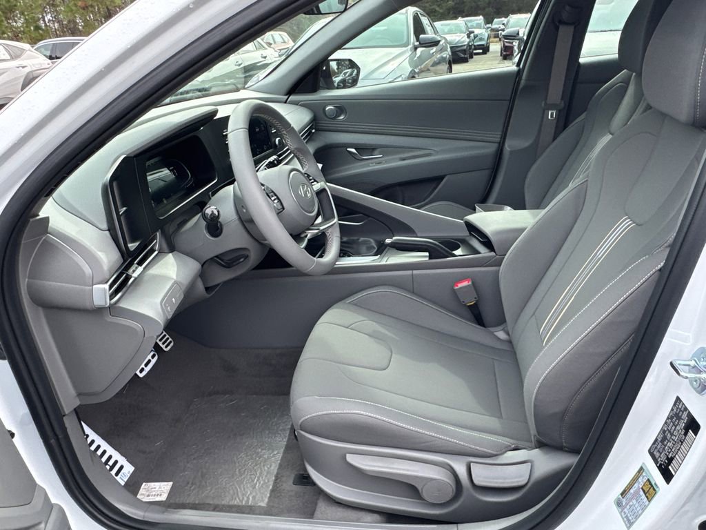 New 2026 Hyundai Elantra Sport image 9