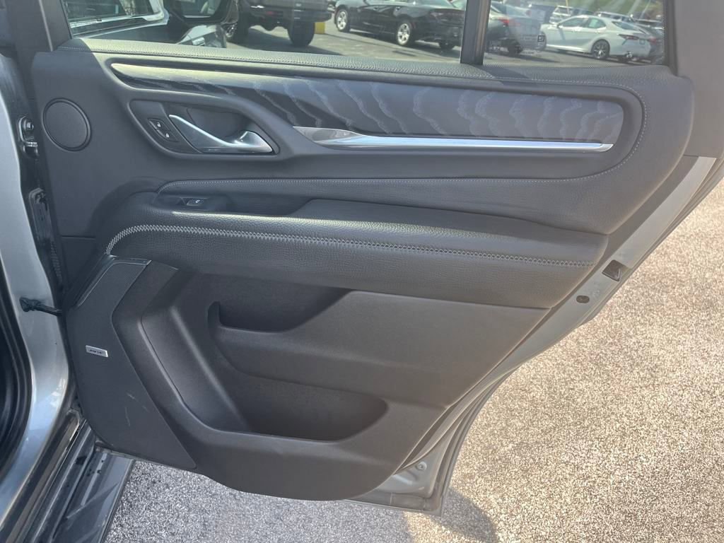 Used 2023 GMC Yukon Denali image 28