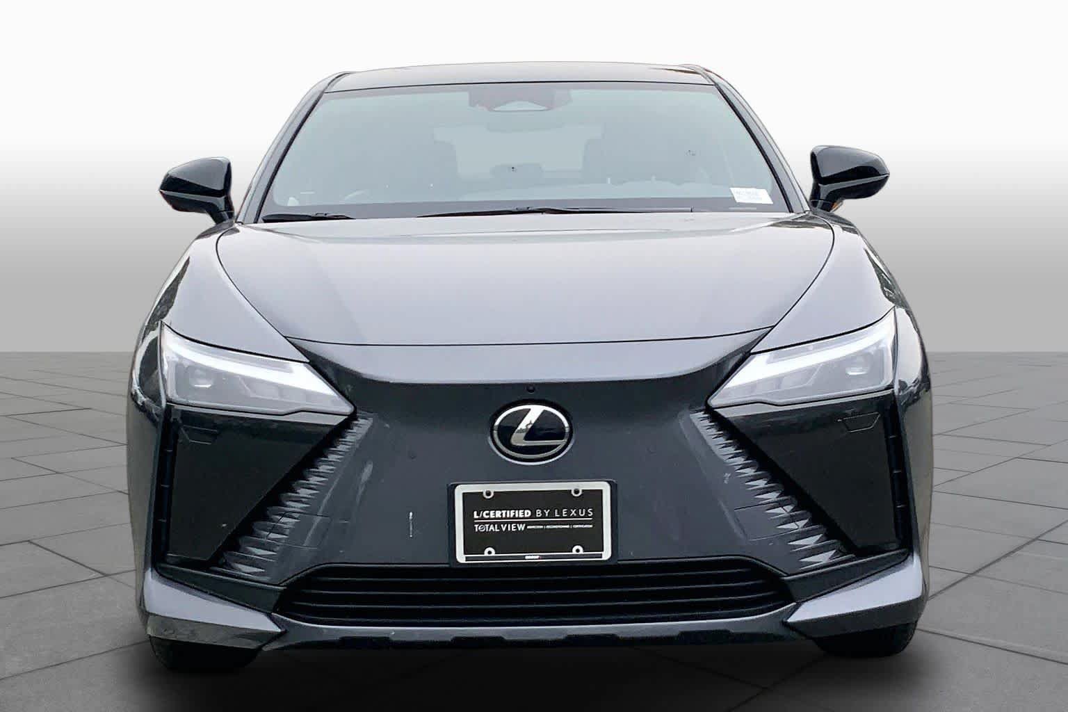 Certified 2023 Lexus RZ 450e Premium w/ Technology Package AWD/4WD image 3