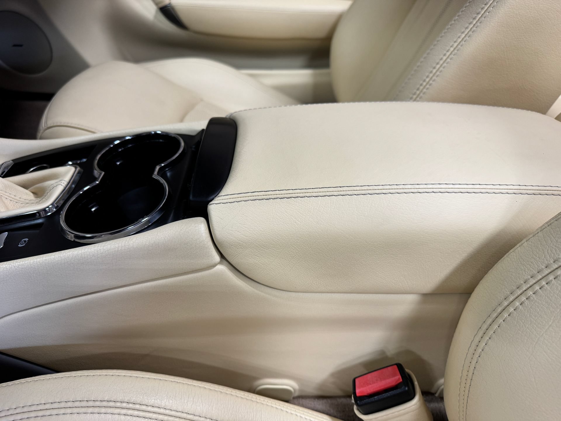 Used 2011 Maserati GranTurismo Convertible RWD image 68