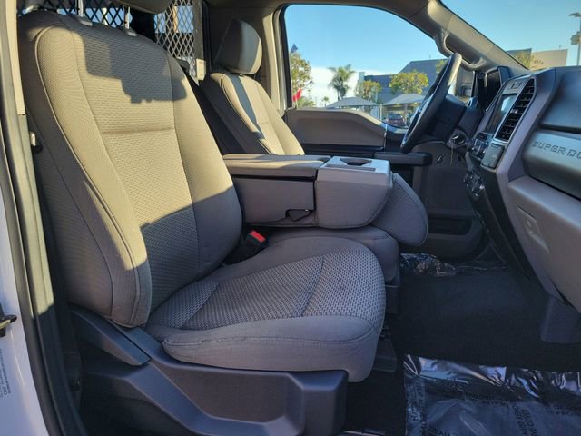 Certified 2022 Ford F550 4x4 Regular Cab Super Duty image 18