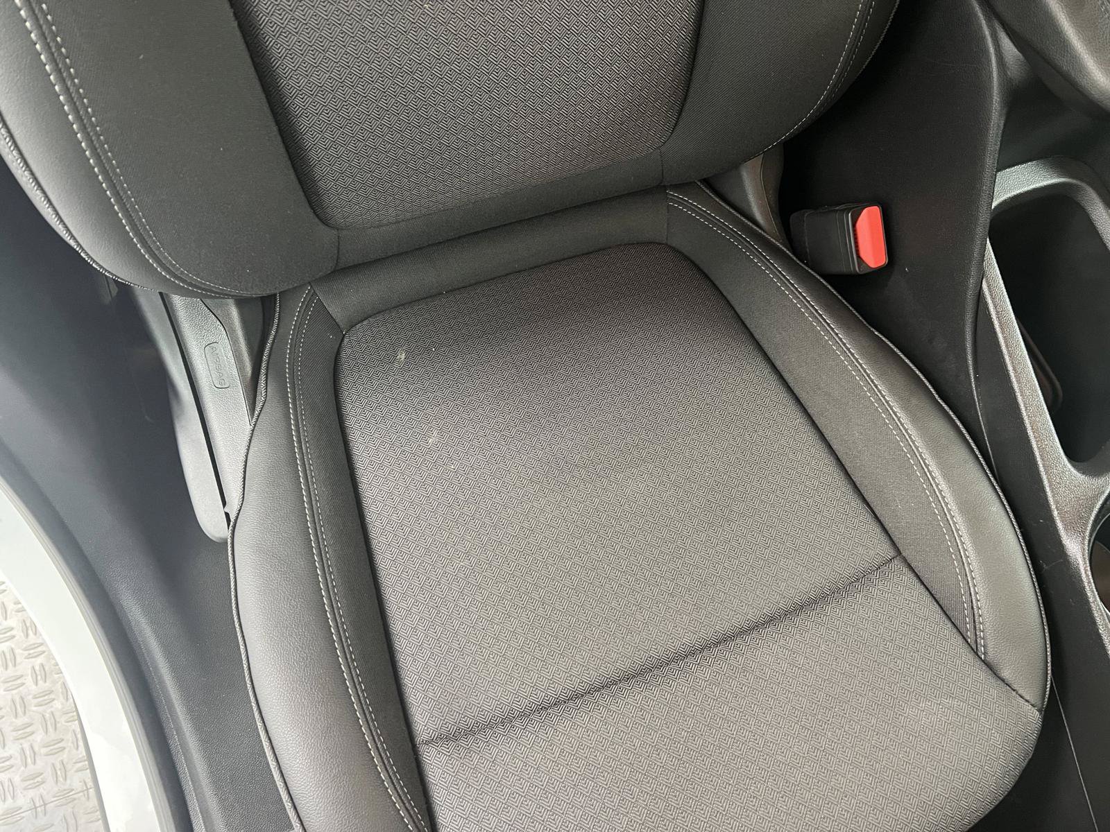 Used 2024 Buick Encore GX Preferred FWD image 37