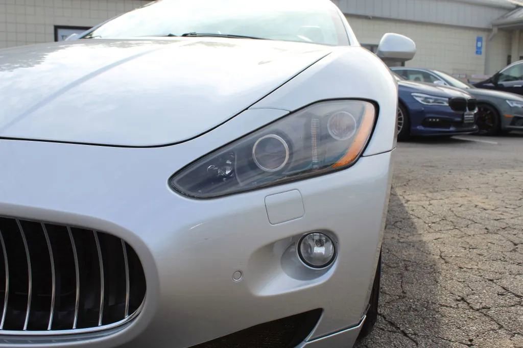Used 2011 Maserati GranTurismo Convertible RWD image 16