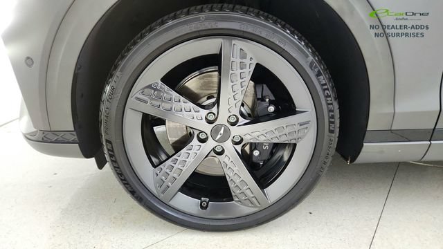 Used 2024 Genesis GV70 3.5T Sport w/ Sport Prestige Package AWD/4WD image 57