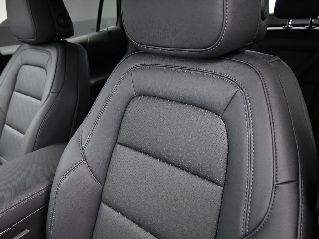 New 2026 Chevrolet Equinox LT w/ Convenience Package II image 16