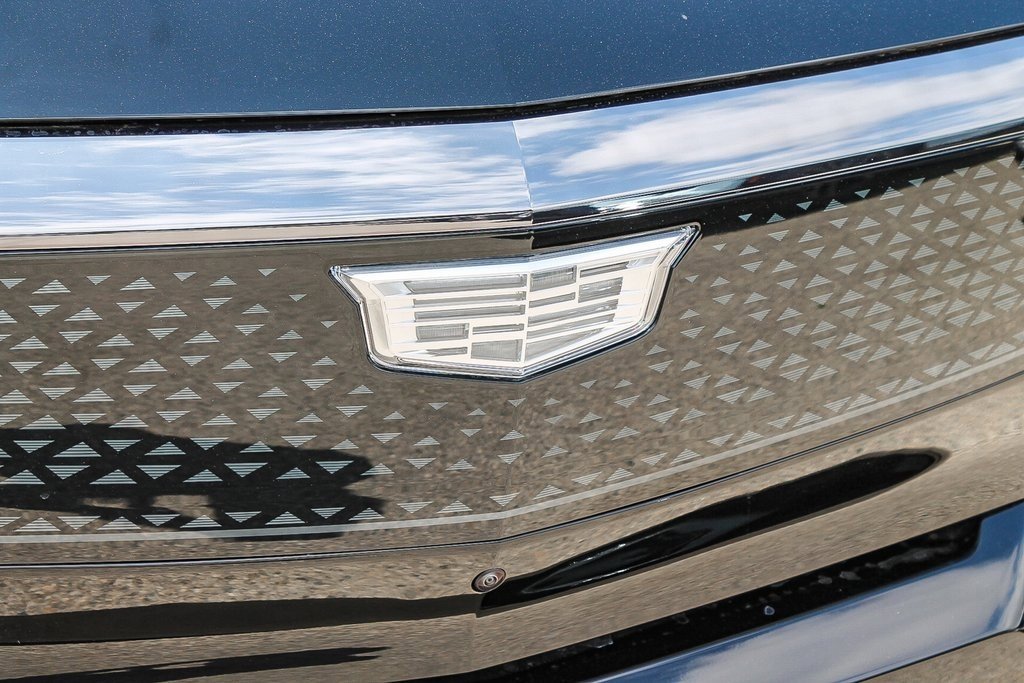 New 2025 Cadillac Optiq Sport 2 image 9