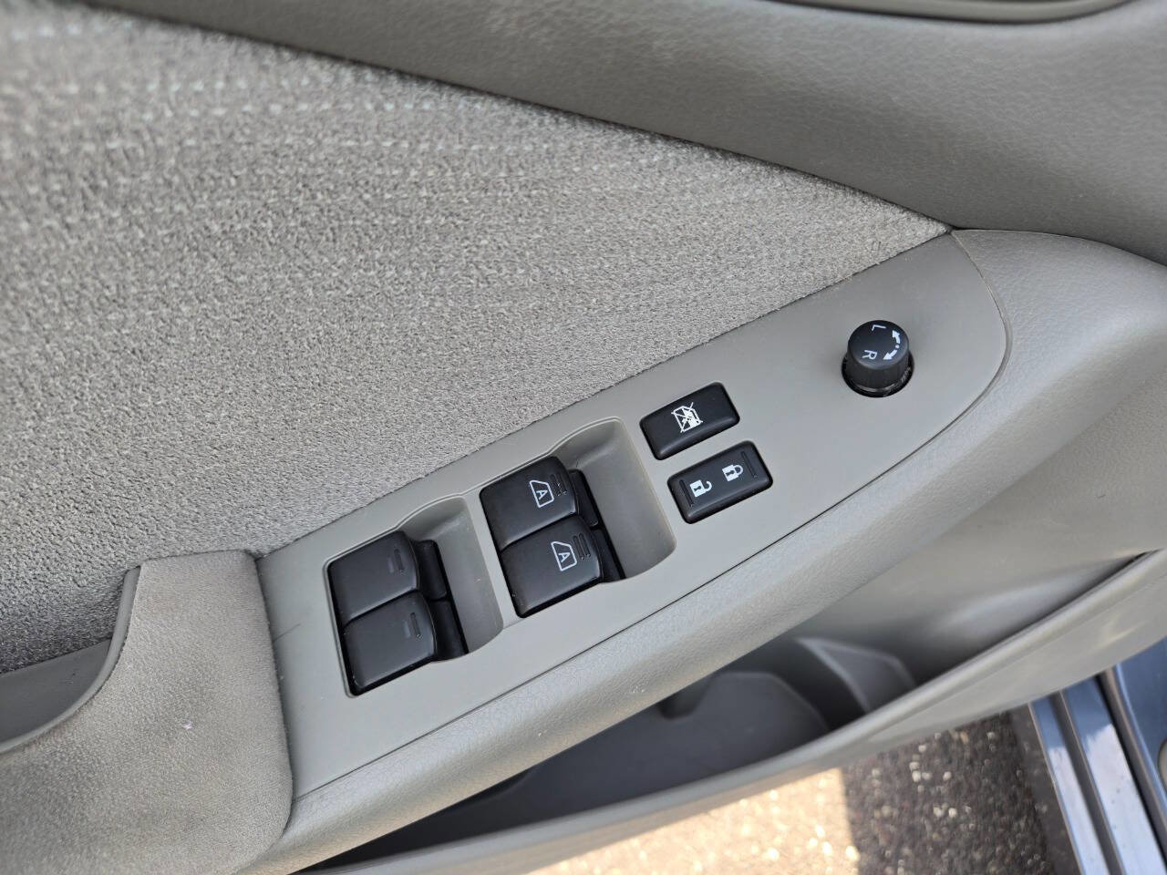 Used 2012 Nissan Altima 2.5 S w/ Convenience Pkg FWD image 15
