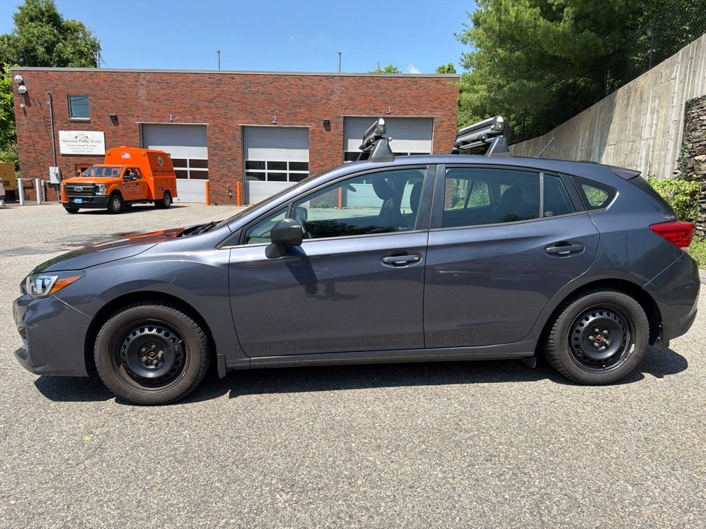 Used 2017 Subaru Impreza 2.0i AWD/4WD image 2