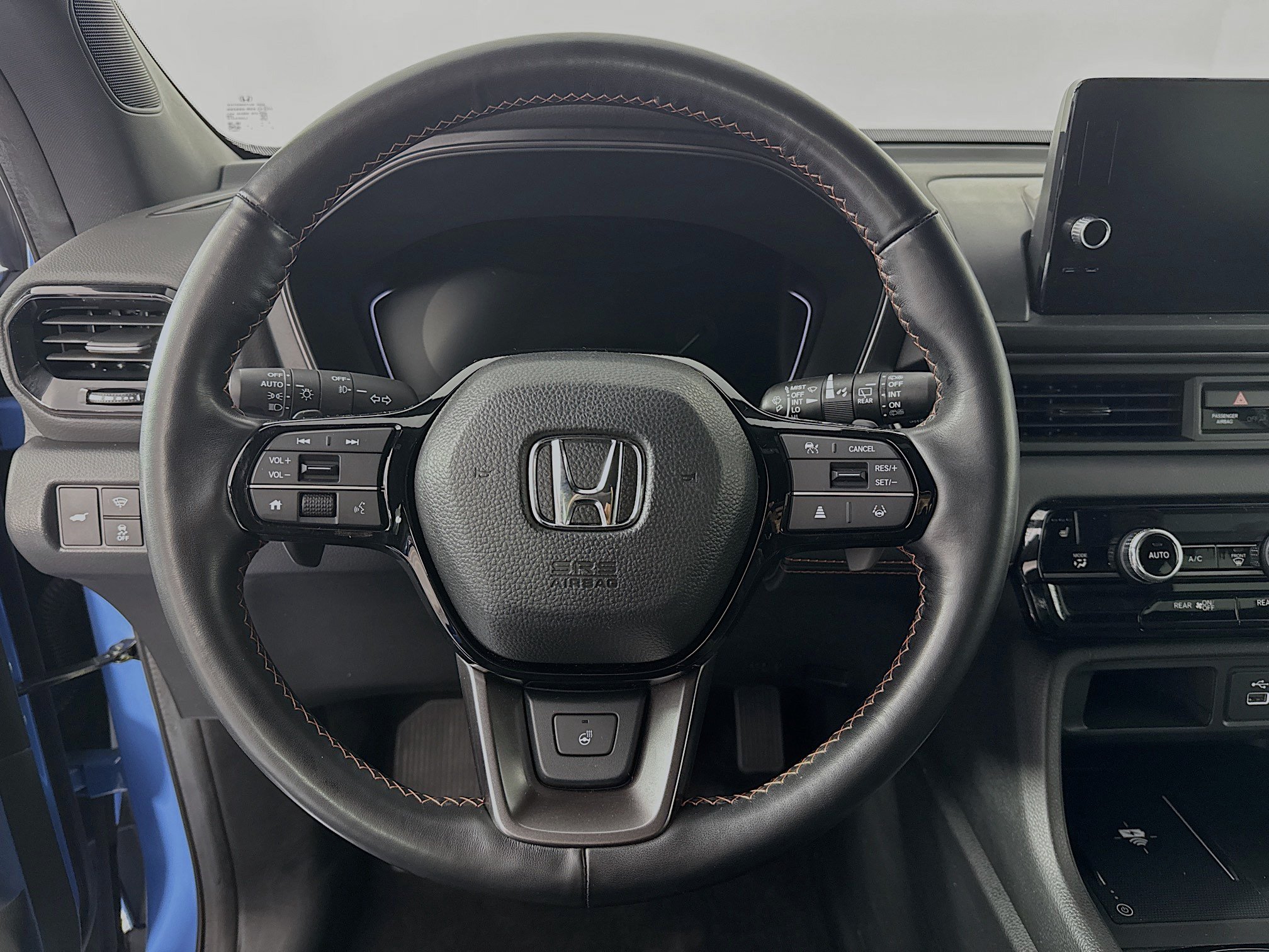 Certified 2024 Honda Pilot TrailSport image 11